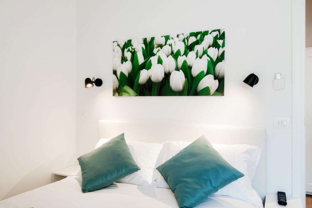White Loft Como Central - The House Of Travelers Exterior photo