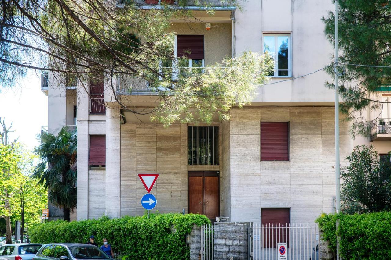 White Loft Como Central - The House Of Travelers Exterior photo